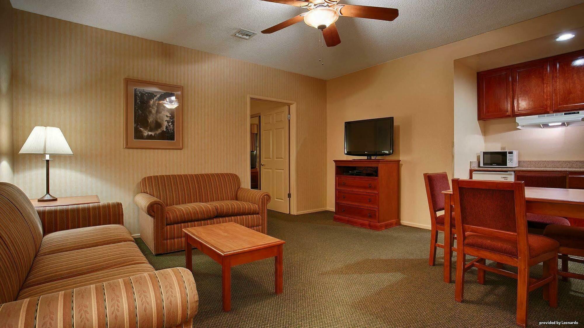 Best Western Stagecoach Inn Pollock Pines Exterior photo